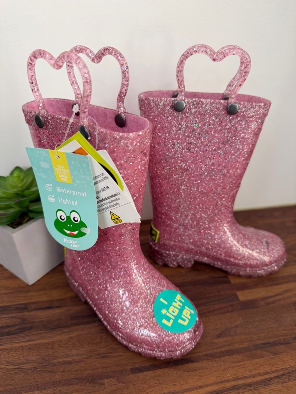 Pink Glitter Light-Up Rain Boots with Heart Handles - size 6T